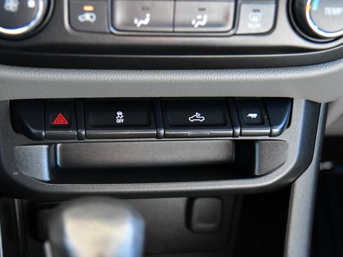 Used 2022 GMC Canyon Elevation Standard w/ Convenience Package image 23