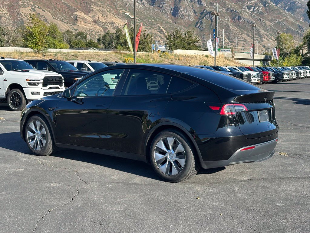 Used 2023 Tesla Model Y Long Range AWD/4WD image 11