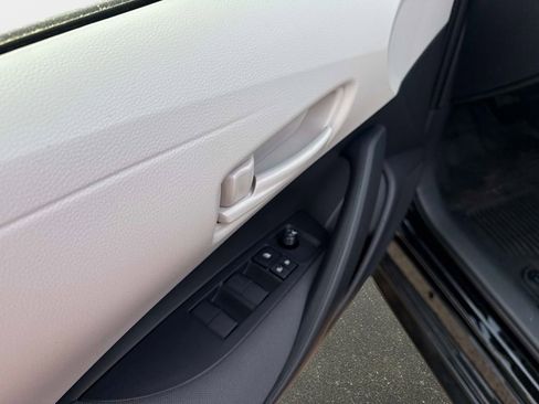 New 2026 Toyota Corolla LE image 18