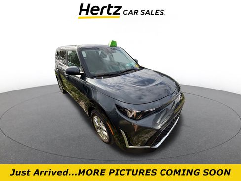 Used 2025 Kia Soul LX w/ LX Technology Package image 1