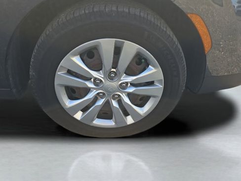 Used 2020 Kia Soul LX image 29