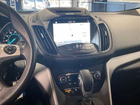 Used 2016 Ford Escape SE w/ SE Chrome Package image 18