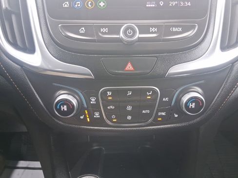 Used 2020 Chevrolet Equinox Premier image 27