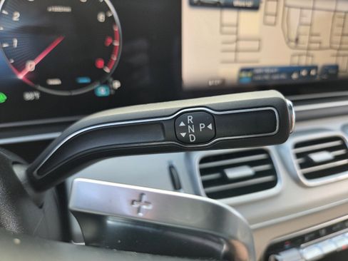 Used 2025 Mercedes-Benz GLE 350 4MATIC image 28