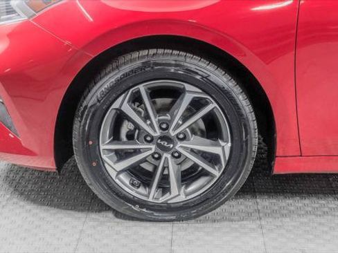 Used 2024 Kia Forte LXS FWD image 33