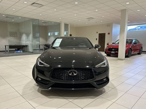 Certified 2022 INFINITI Q60 3.0t Luxe w/ Essential Package AWD/4WD image 3