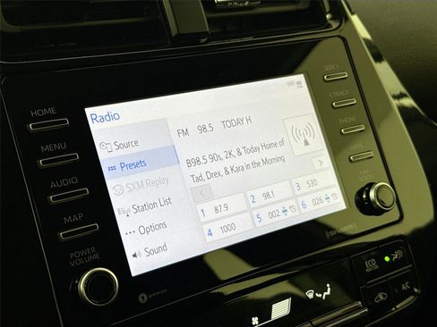 Certified 2022 Toyota Prius LE image 21