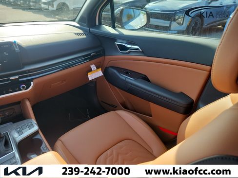 New 2026 Kia Sportage X-Line w/ X-Line Technology Package AWD/4WD image 17