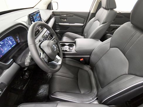 New 2025 Honda Pilot Elite image 11