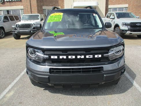 Certified 2024 Ford Bronco Sport Outer Banks w/ Tech Package AWD/4WD image 2