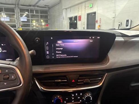 Used 2024 Buick Encore GX Sport Touring w/ Experience Buick Package AWD/4WD image 24