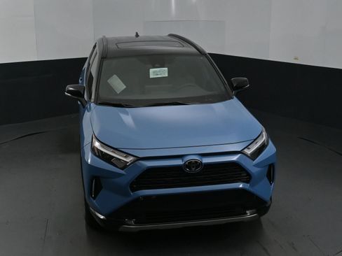 Used 2025 Toyota RAV4 XSE image 35