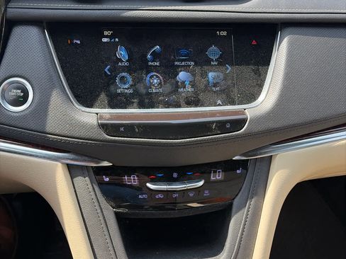 Used 2019 Cadillac XT5 Luxury image 12