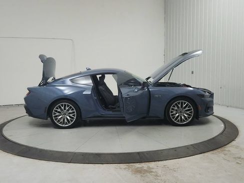 Used 2026 Ford Mustang GT Premium RWD image 17