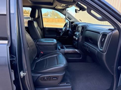 Used 2020 GMC Sierra 2500 Denali w/ Denali Ultimate Package image 12