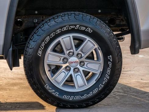 Used 2016 GMC Sierra 1500 SLE w/ SLE Value Package image 9