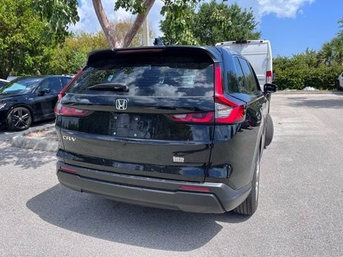 Used 2023 Honda CR-V LX image 5