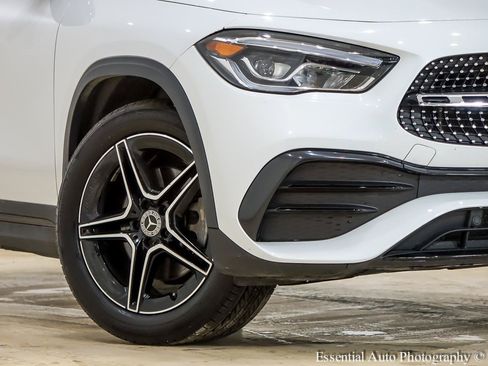 Used 2021 Mercedes-Benz GLA 250 4MATIC image 3