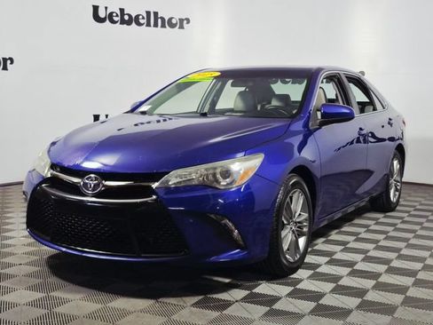 Used 2015 Toyota Camry SE FWD image 3