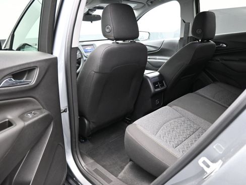 Used 2024 Chevrolet Equinox LT FWD image 27