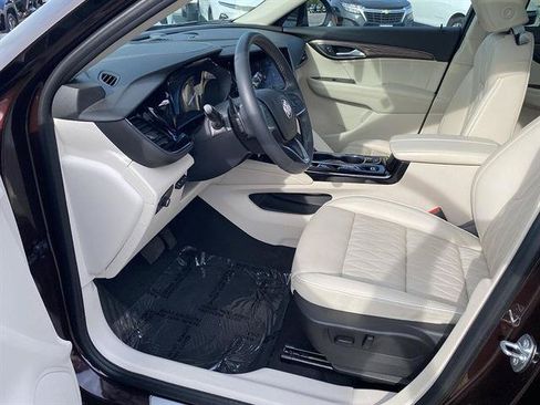 Used 2023 Buick Envision Avenir AWD/4WD image 45