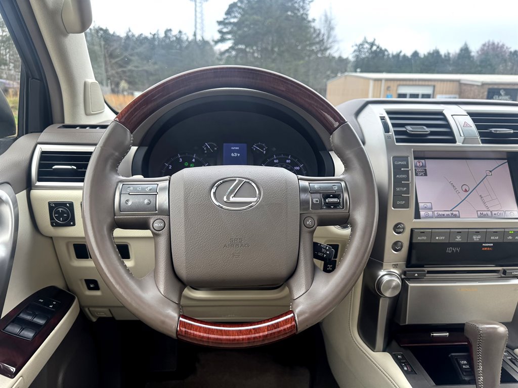 Used 2012 Lexus GX 460 w/ Comfort Plus Pkg AWD/4WD image 15
