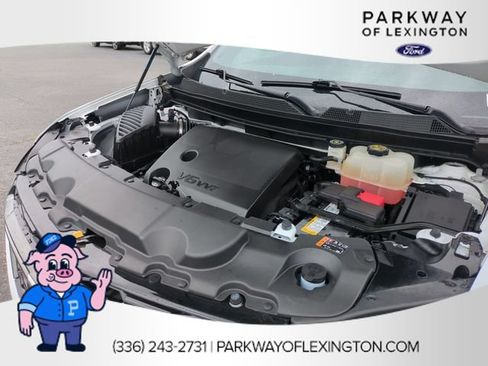 Used 2023 Chevrolet Traverse Premier w/ Redline Edition FWD image 38