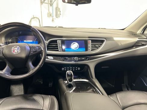Used 2021 Buick Enclave Avenir w/ Avenir Technology Package image 11