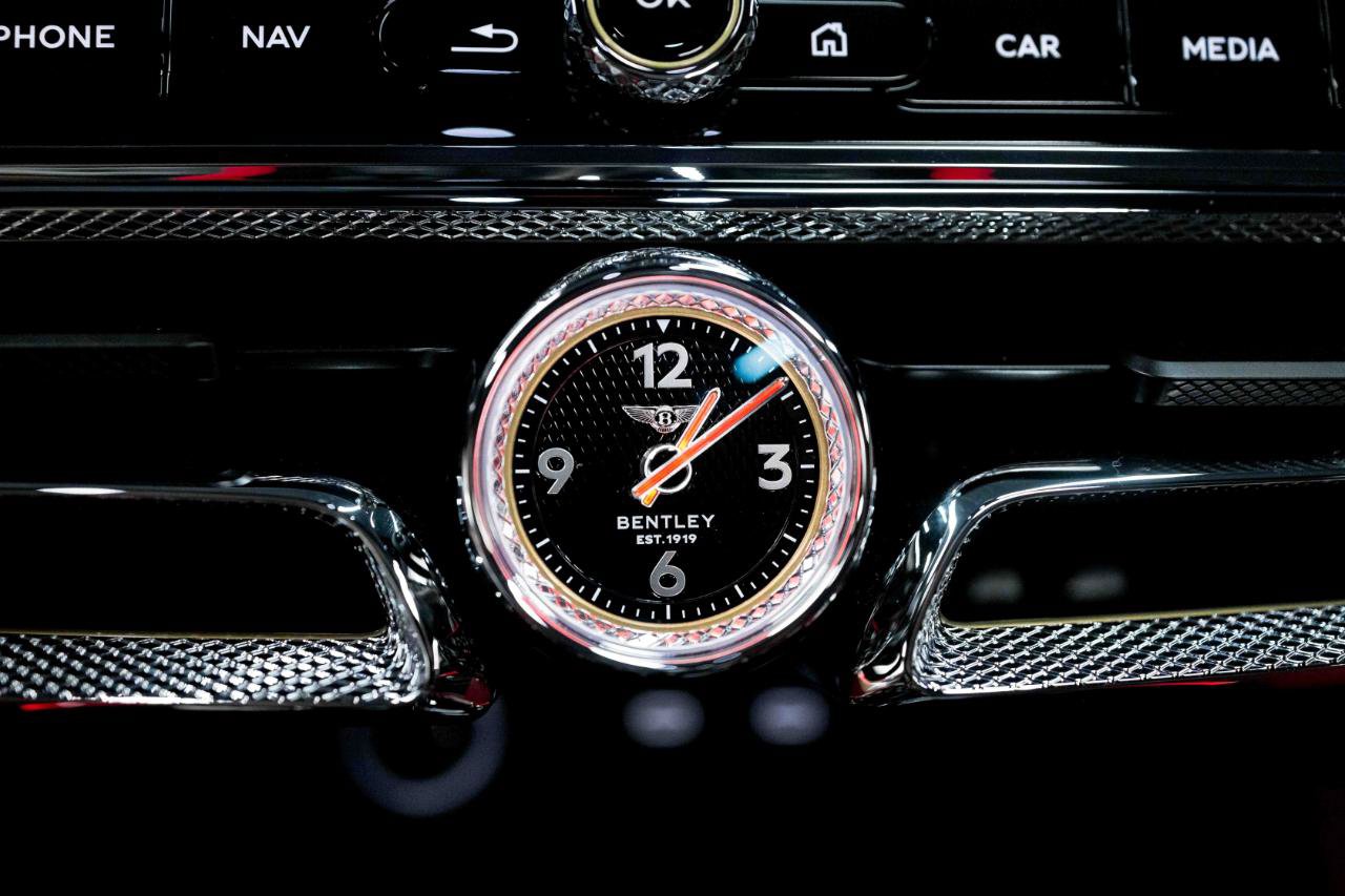 Used 2025 Bentley Flying Spur Plug-In Hybrid AWD/4WD image 57