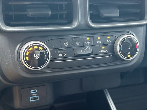 Used 2024 Ford Maverick XL w/ Equipment Group 100A Standard image 28