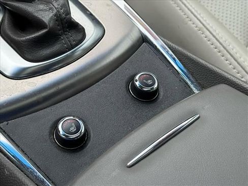 Used 2013 INFINITI G37 Journey w/ Premium Pkg image 19
