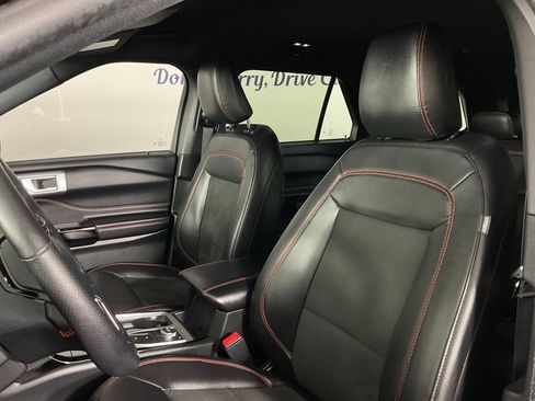 Certified 2023 Ford Explorer ST-Line AWD/4WD image 14