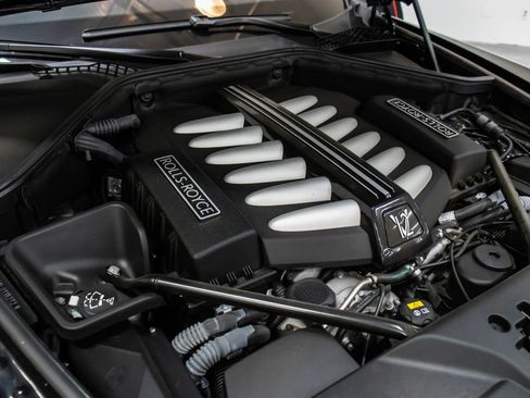 Used 2020 Rolls-Royce Dawn RWD image 56