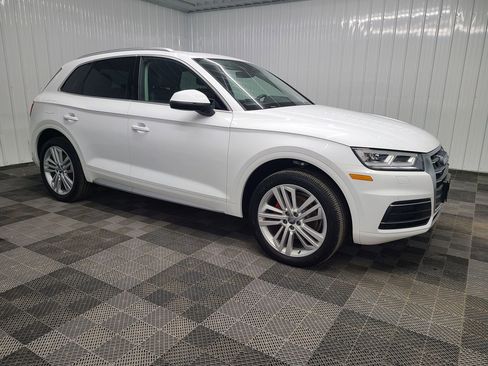 Used 2018 Audi Q5 2.0T Premium Plus w/ Premium Plus Package AWD/4WD image 1