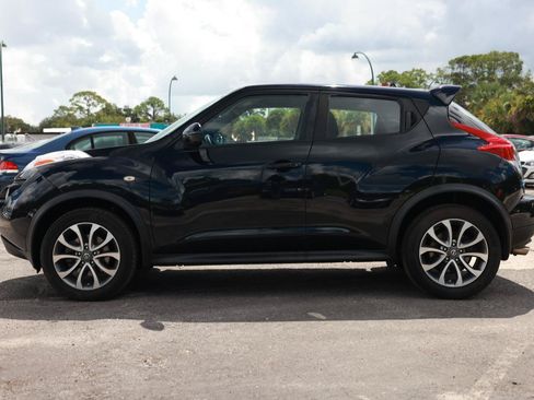 Used 2013 Nissan Juke S w/ Sport Pkg FWD image 3