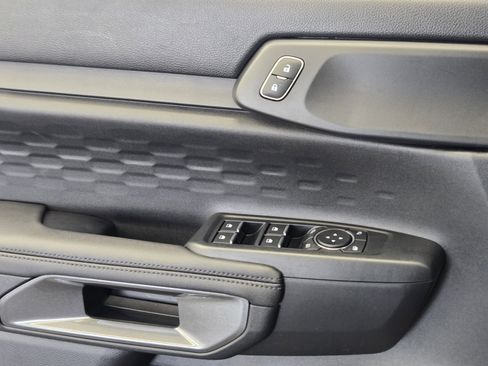 Certified 2025 Ford Ranger XLT w/ Equipment Group 301A High image 22