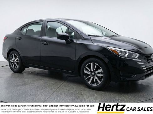 Used 2025 Nissan Versa SV image 1