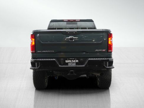 Used 2026 Chevrolet Silverado 2500 ZR2 image 4