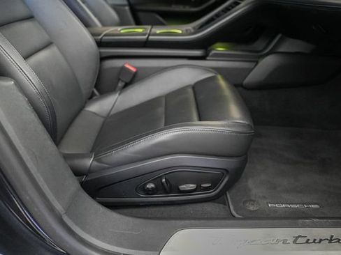 Used 2020 Porsche Taycan Turbo AWD/4WD image 31