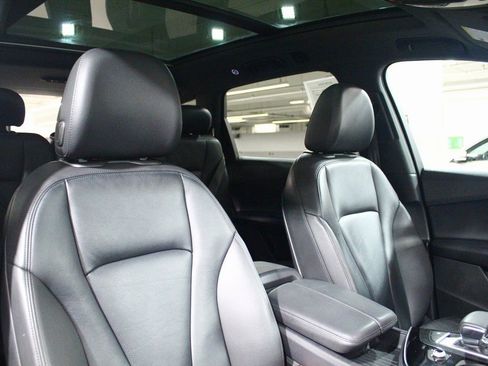 Used 2019 Audi Q7 3.0T Premium Plus image 23