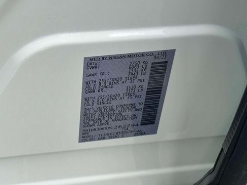 Used 2023 Nissan Pathfinder Platinum AWD/4WD image 19