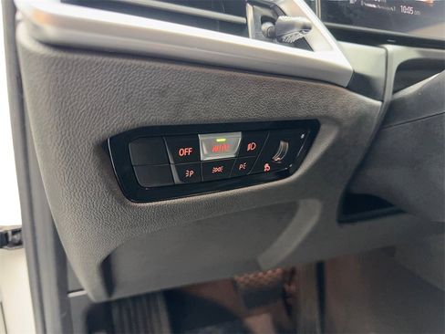 Used 2025 BMW 330i Sedan image 55