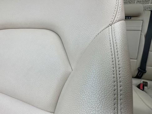 Used 2020 Mercedes-Benz GLA 250 4MATIC image 30