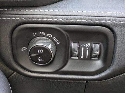 New 2026 RAM 3500 Limited AWD/4WD image 25