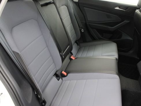 New 2026 Volkswagen Jetta SE FWD image 19