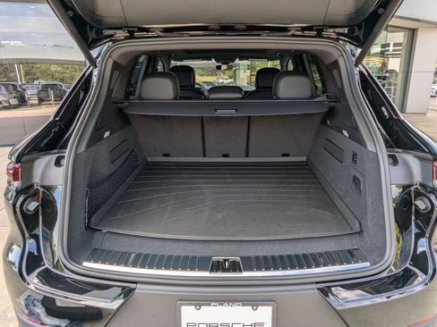 New 2026 Porsche Cayenne S image 23