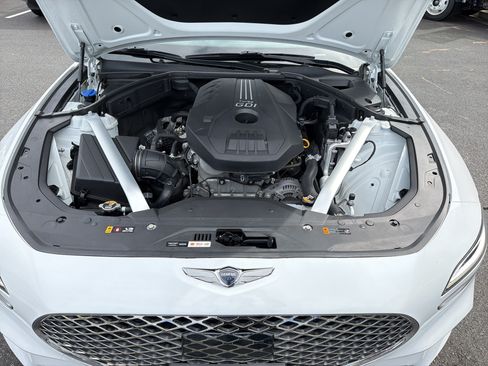 Used 2022 Genesis G70 2.0T AWD/4WD image 36
