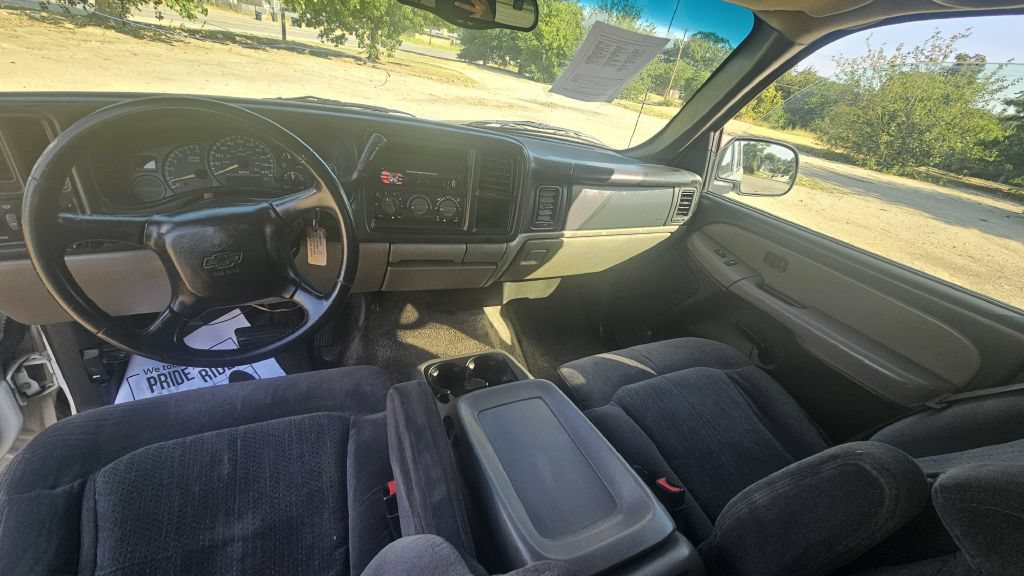 Used 2002 Chevrolet Tahoe LS RWD image 9