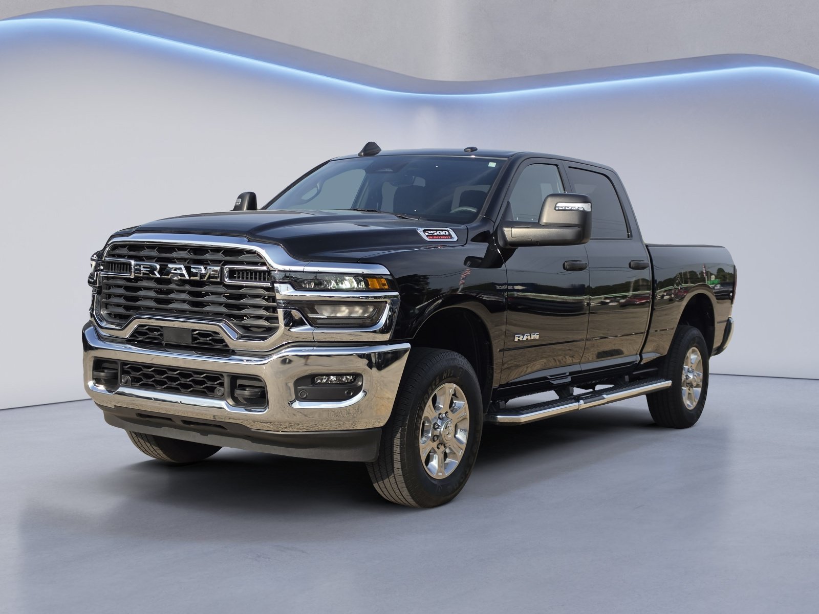Used 2025 RAM 2500 Big Horn AWD/4WD image 3