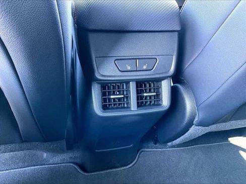 New 2027 Chevrolet Equinox RS w/ Convenience Package III FWD image 18